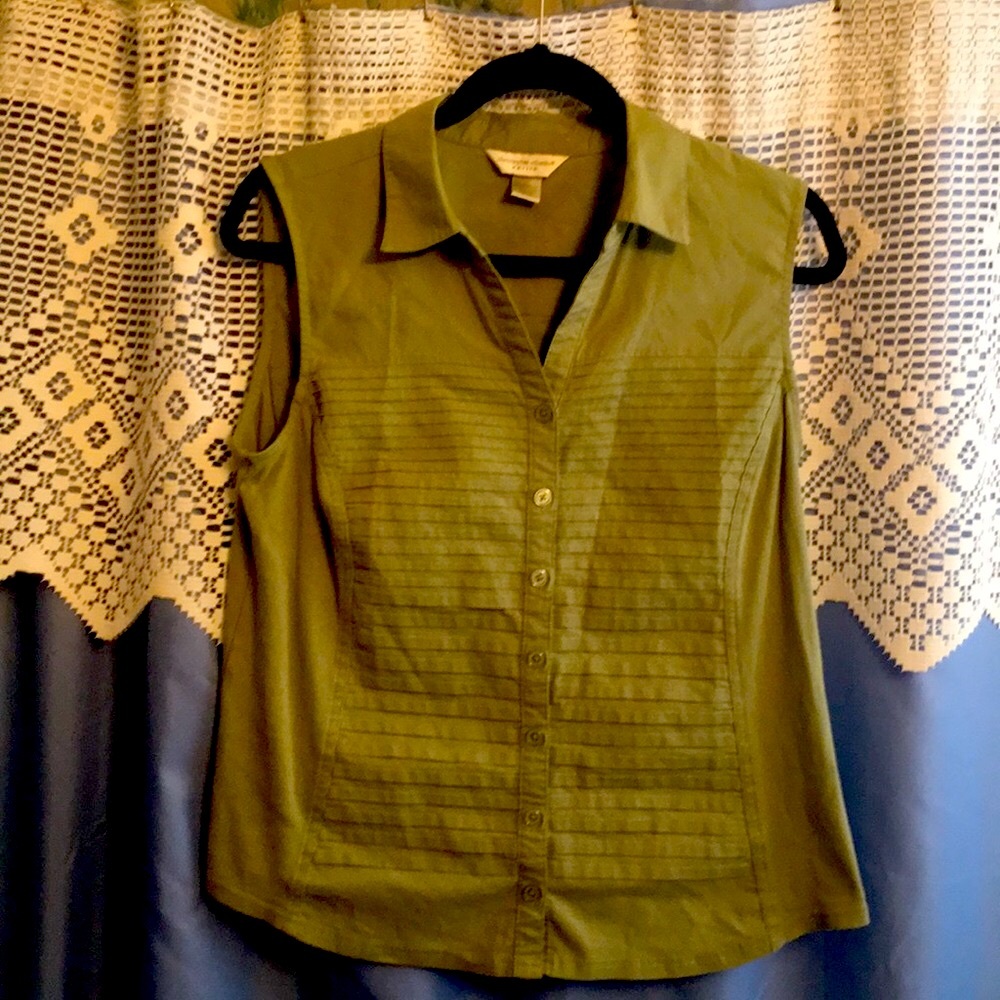 Sleeveless Olive Green Button-Up Top